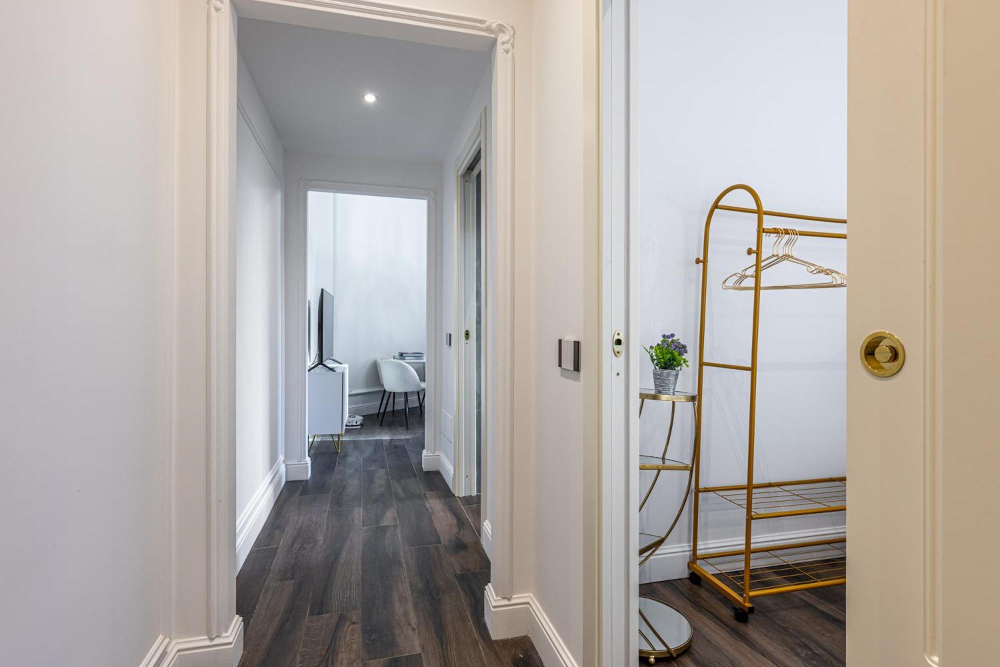 Appartamento Station, Luxury & Modern With Comfort! Milano